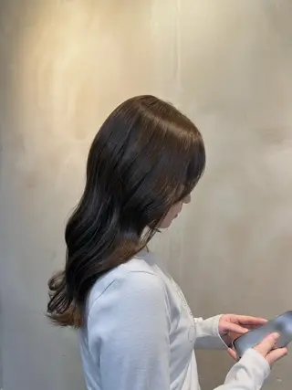 セミロング カラー かじももな|女性限定 パーマモデル募集!のヘアスタイル