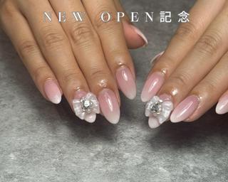ネイル メラク難波 Uenoのネイルデザイン