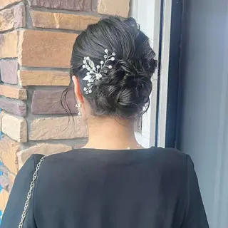 ミディアム 伊藤 玲衣のヘアスタイル