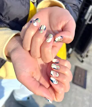 ネイル 🌏AURORA | RiRi🪐のネイルデザイン