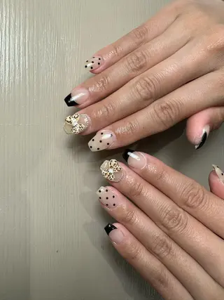 ネイル LAVISH 大和店 emi・:*+のネイルデザイン