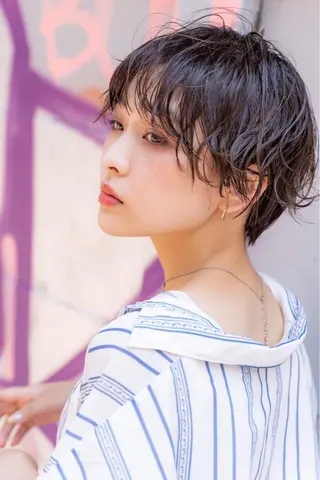 ショート カラー パーマ 新宿/韓国ヘア/ 髪質改善ストレートのヘアスタイル