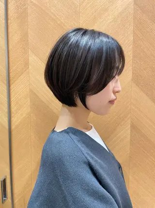 ショート ARMONY秋山輝也 コテ巻き風パーマ特化のヘアスタイル