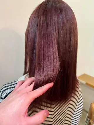 ミディアム 似合わせレイヤー ＆縮毛矯正のヘアスタイル
