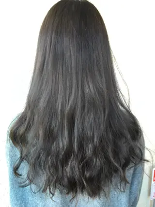 セミロング ⭐️艶髪⭐️髪質改善 newi町田 山本のヘアスタイル