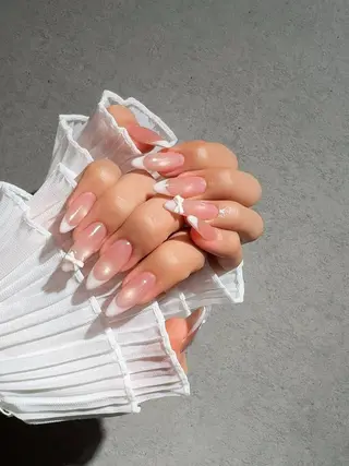 ネイル I-nailロング /ワンホン/キラキラのネイルデザイン