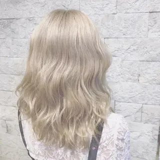 セミロング カラー MASANA 🎱ディレクターのヘアスタイル