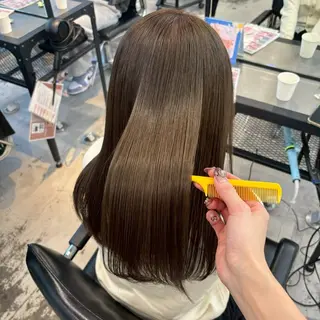 セミロング カラー ヘアアレンジ 💟ケア×ハイトーン 💟／ミオのヘアスタイル