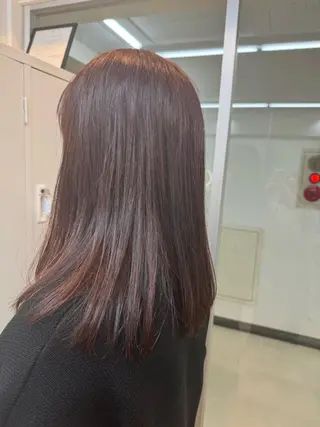 セミロング カラー reeed konnoのヘアスタイル