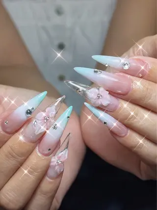 ネイル AKIKO NAILのネイルデザイン