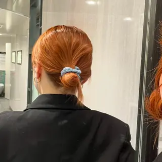 ミディアム カラー hina 🛋️ブリーチカラーのヘアスタイル