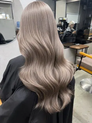 ロング カラー AIRI layer cut hairのヘアスタイル