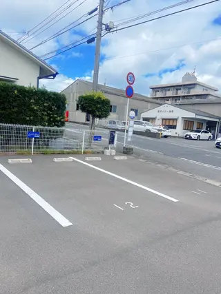 Likkle More【リコモ】のネイルデザイン