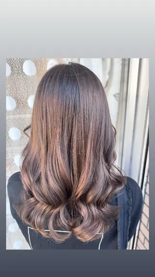 セミロング 古澤 あかねのヘアスタイル