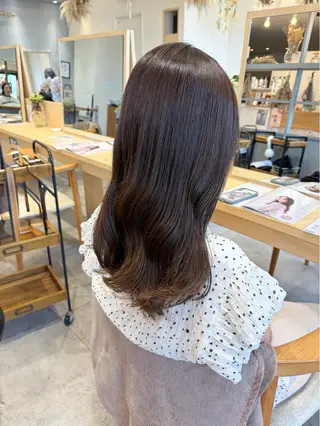 ミディアム 吉原 由菜のヘアスタイル