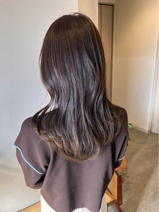 ロング カラー 堀越 エリのヘアスタイル