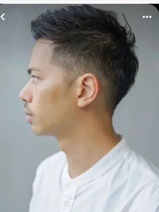 メンズ 🌟デザインカラー 久保悠那のヘアスタイル
