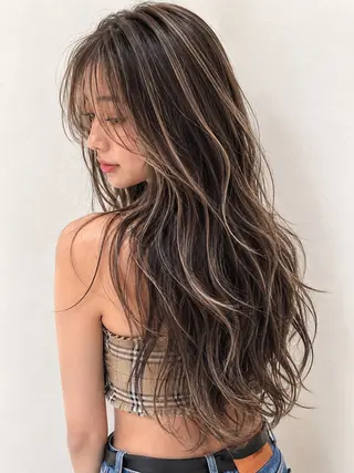 ロング カラー 海外風レイヤーカット 👑店長　平松　由のヘアスタイル