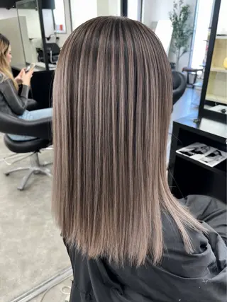 ロング カラー C'LD Hair トモヤのヘアスタイル