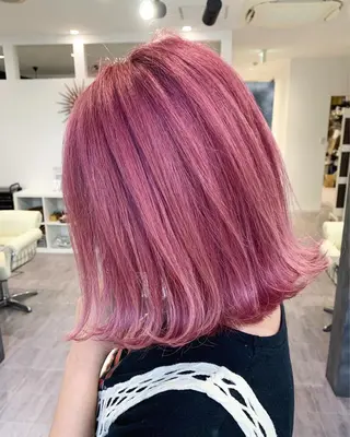 ミディアム カラー i'll 未空のヘアスタイル