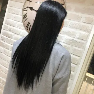ロング カラー Aujua ソムリエ 勝又舞夏のヘアスタイル