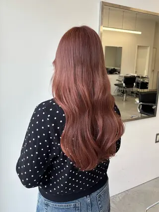 ロング 鶴町 桃香のヘアスタイル