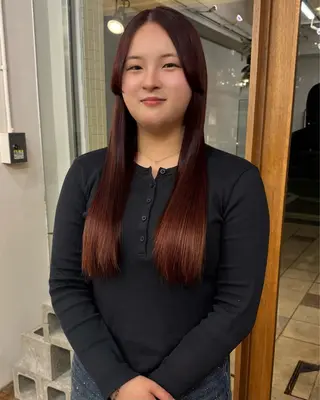 カラー たけかわ みちのヘアスタイル
