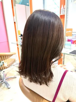 ミディアム カラー うしだ かおるのヘアスタイル