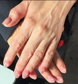 ネイル Anewzel アニュッツェルのネイルデザイン