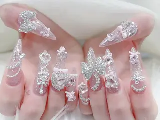 ネイル yukina 長さ出しネイル専門店のネイルデザイン