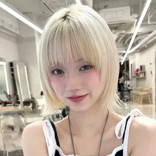 ミディアム 顔周り/レイヤー /ボブ/新谷のヘアスタイル
