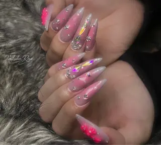 ネイル nailsalon ROSAのネイルデザイン