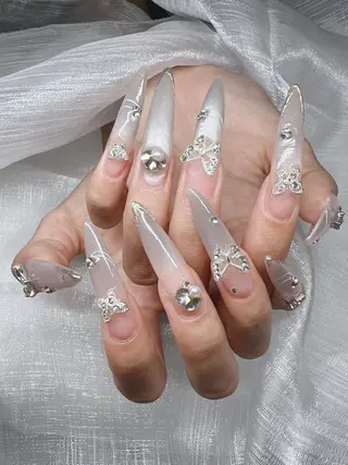 ネイル Lee Nails チップ長さだし専門店のネイルデザイン