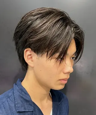 ショート パーマ メンズ 岩城 滉成のヘアスタイル
