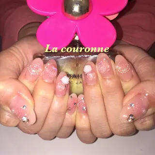 ネイル Lacouronne NATSUMIのネイルデザイン