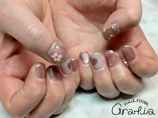ネイル gratia 中村のネイルデザイン