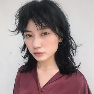 ミディアム カラー パーマ ヘアアレンジ 松田 亮葉のヘアスタイル