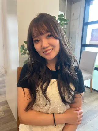 ロング カラー Liere Muuのヘアスタイル