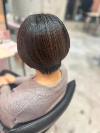 ショート 艶髪特化矯正カット ✨️MOMOEのヘアスタイル