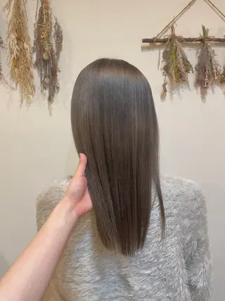 セミロング 中村 樹菜のヘアスタイル