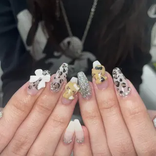 ネイル 昭和町ネイル 𝘯𝘢𝘮𝘪のネイルデザイン