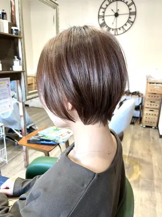 ショート jolie amieのヘアスタイル