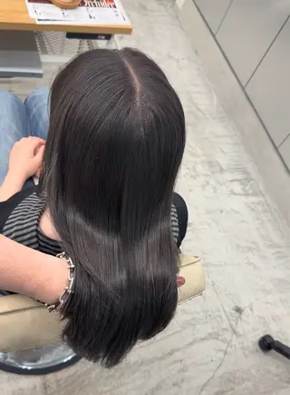ロング 飯星/池袋/透明感 カラー/縮毛矯正特化のヘアスタイル