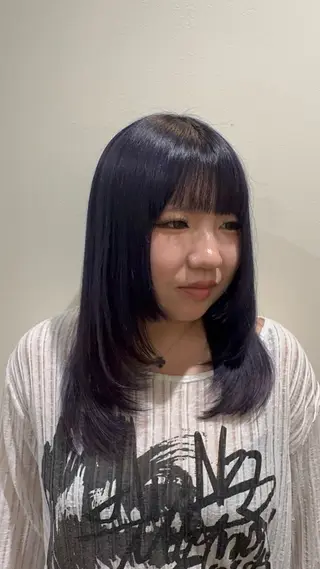 ロング カラー 齋藤 結のヘアスタイル