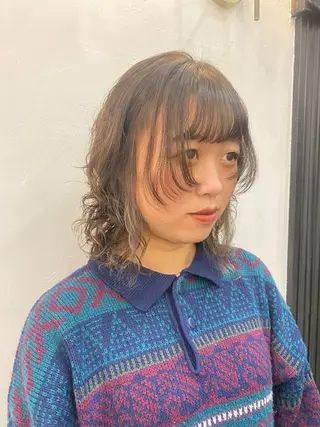 ミディアム ボブ・カラー 琴音のヘアスタイル