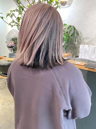 ミディアム 岸川 恭子のヘアスタイル