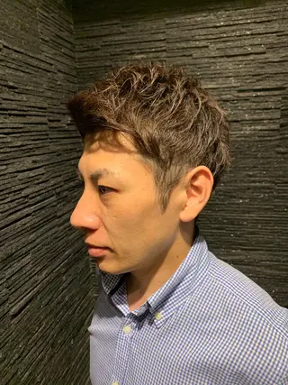 ショート 石川 裕大のヘアスタイル