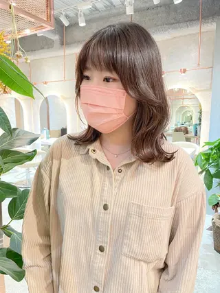 ミディアム レイヤー🇰🇷小顔 見せ顔周り💕トモミのヘアスタイル