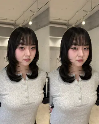ミディアム あんな🦋レイヤー カット/透明感カラーのヘアスタイル