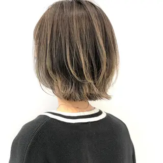 ショート カラー KONOMI スタイリストのヘアスタイル